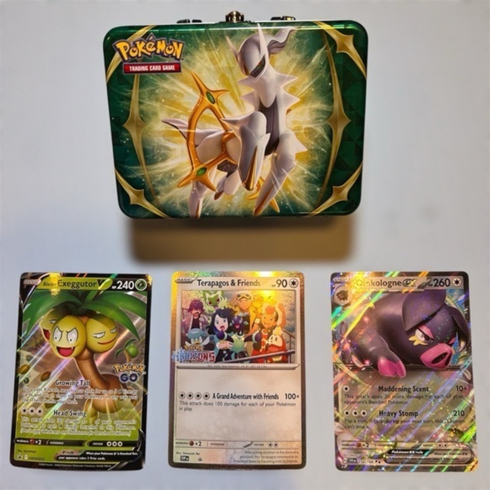 Pokemon Jumbo Foil Cards with Tin Lunch Box